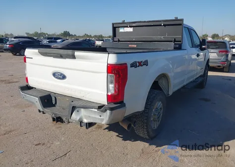 2017 Ford F-250 Xl из США, поврежденный, VIN 1FT7X2BT2HEE01996